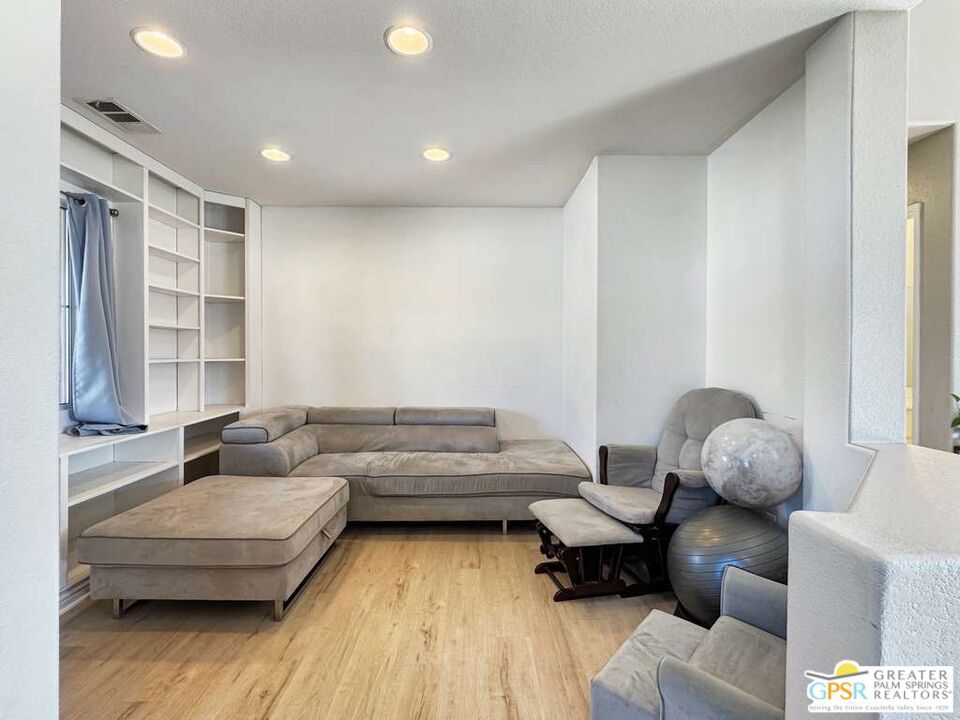 MLS #25617581PS image #11