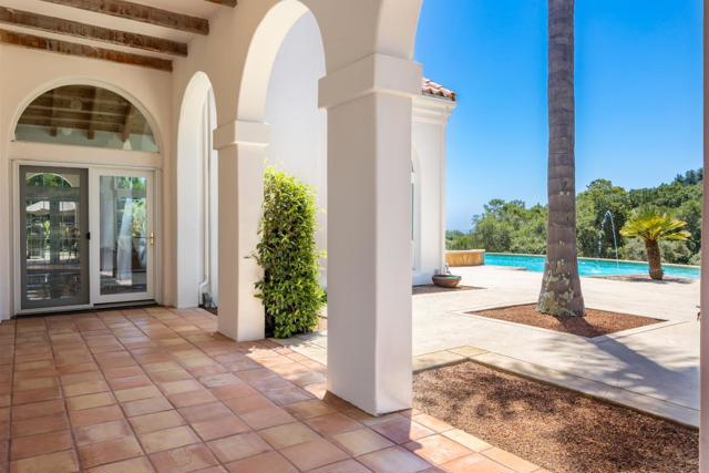 235 Vista Del Pajaro Road, Corralitos CA: https://media.crmls.org/mediaz/1fc058e0-fbdd-4209-a0e8-db4eeaca70d3.jpg