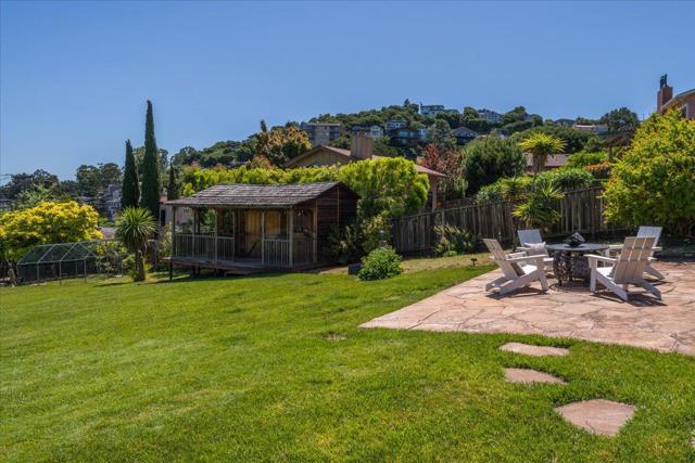 1720 Hillman Avenue, Belmont CA: https://media.crmls.org/mediaz/1fc0e60a-0483-4de3-943e-86e7d98da9b7.jpg