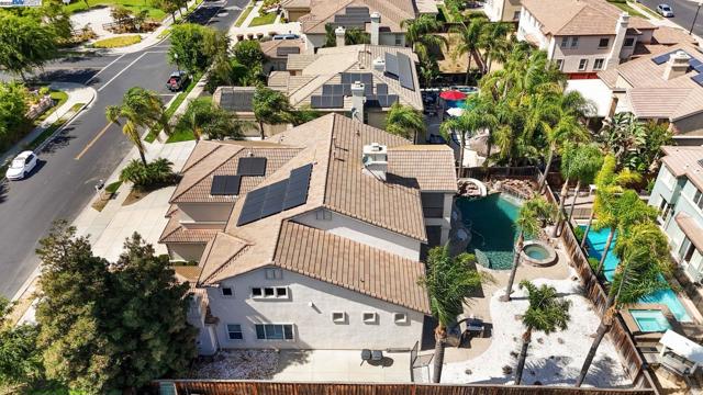 2132 Gold Poppy St, Brentwood CA: https://media.crmls.org/mediaz/1fc150cb-dfc9-437e-aed1-af4e6dbeb8a8.jpg