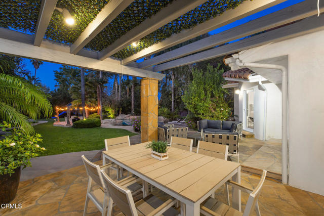 Detail Gallery Image 33 of 40 For 19443 Hatteras St, Los Angeles,  CA 91356 - 4 Beds | 4 Baths