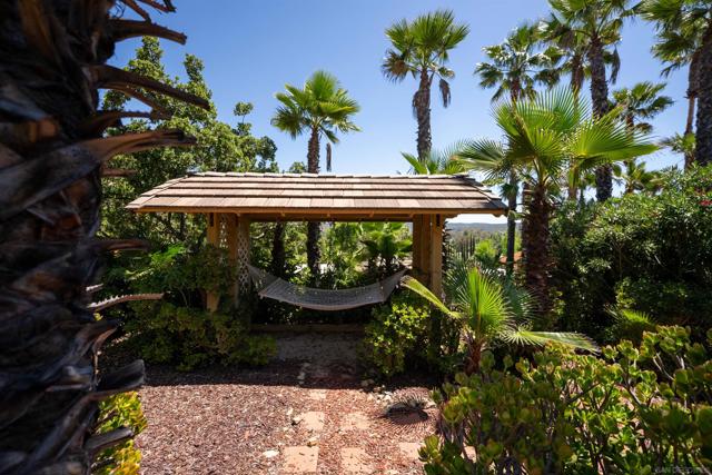 24726 Zanja Place, Ramona CA: https://media.crmls.org/mediaz/1fc2194f-6ca7-4b89-80ef-5d7c2b508c60.jpg