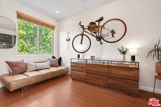 5303 Satsuma Avenue, North Hollywood CA: https://media.crmls.org/mediaz/1fc2aadc-366e-404a-b276-288396efd650.jpg