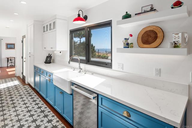 4397 Piedmont Drive, San Diego CA: https://media.crmls.org/mediaz/1fc3323a-3845-40a9-9fd3-998473726948.jpg