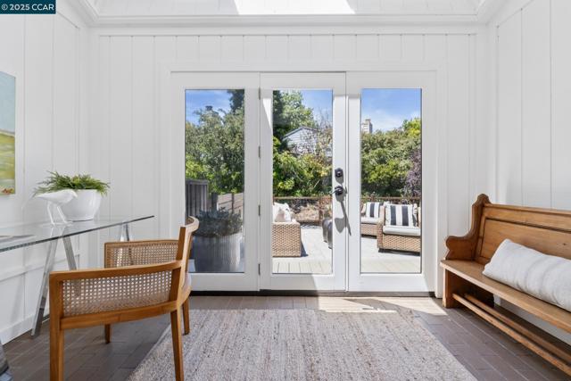718 AUGUSTA DRIVE, Moraga CA: https://media.crmls.org/mediaz/1fc3cbff-da1a-4107-9b1d-0e7d805331f6.jpg