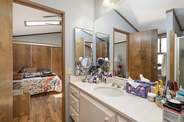 18218 Paradise Mountain Rd Spc 81, Valley Center CA: https://media.crmls.org/mediaz/1fc4555b-74e2-4f9e-be29-c364f8ca1c7c.jpg