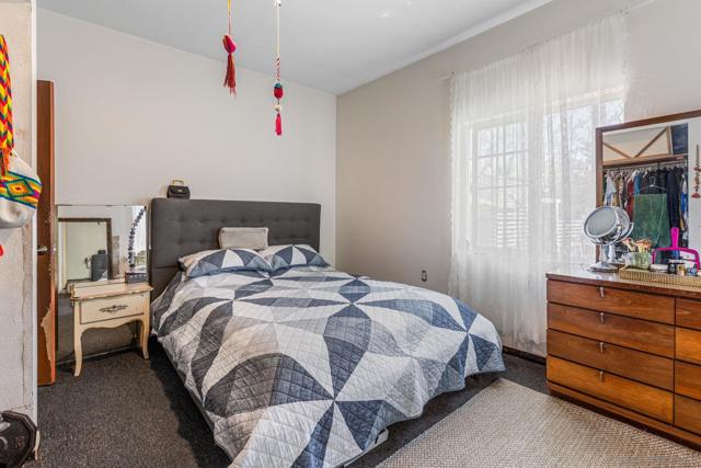875 Boundary St, San Diego CA: https://media.crmls.org/mediaz/1fc7fe8d-3a9d-4e48-8d46-c10f62893692.jpg
