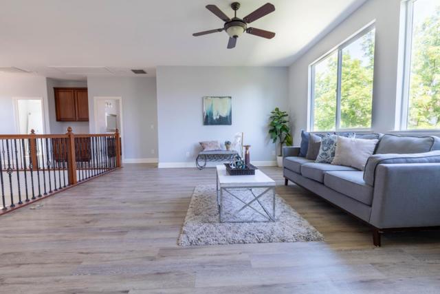 491 Danbury Place, Lathrop CA: https://media.crmls.org/mediaz/1fc80333-d120-47e3-9fad-02eaf7b142fb.jpg