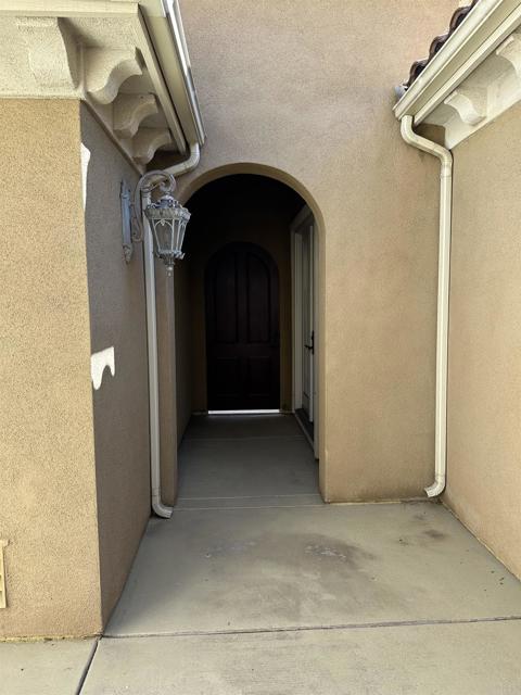Image 22 of 37 For 684 Coastal Hills Dr