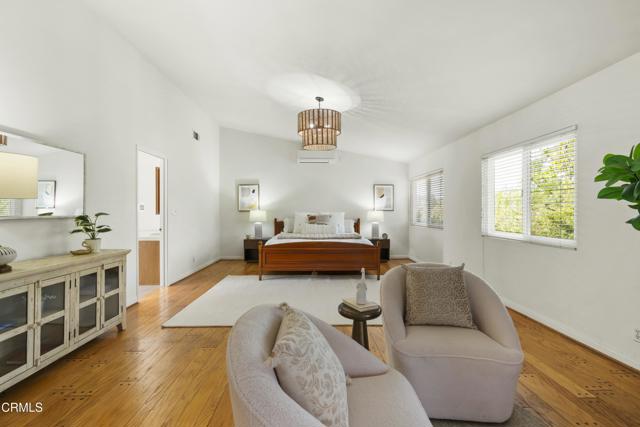 230 Avocado Place, Camarillo CA: https://media.crmls.org/mediaz/1fc89652-a6bb-4430-b52d-a684623dd1bb.jpg