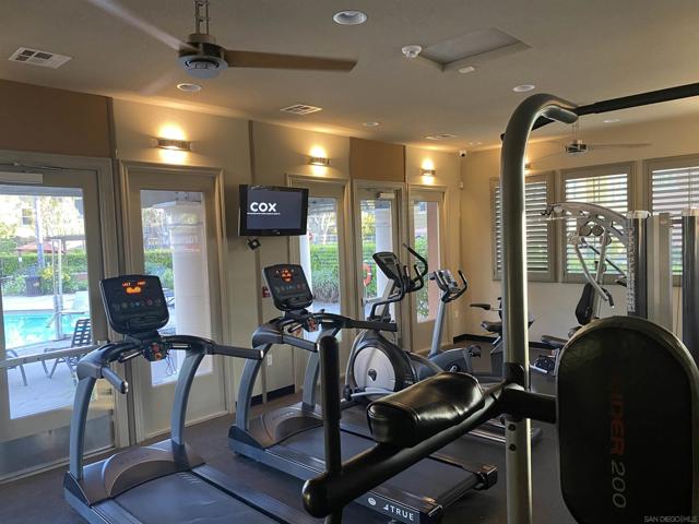1875 CHAMPAGNE CT, Chula Vista CA: https://media.crmls.org/mediaz/1fc8a371-8bcb-4c92-9dc2-987adcfa9fb0.jpg