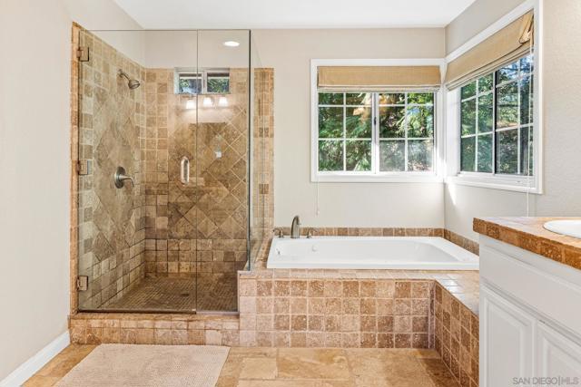 3188 Ora Avo Terrace, Vista CA: https://media.crmls.org/mediaz/1fc8c676-371c-4cfc-99b9-992362038d16.jpg