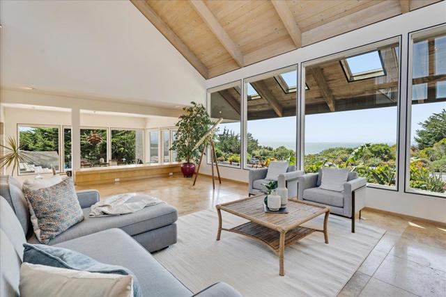 405 Heather Point Lane, Watsonville CA: https://media.crmls.org/mediaz/1fc9aa89-c5c0-4391-9f50-66b616992c58.jpg