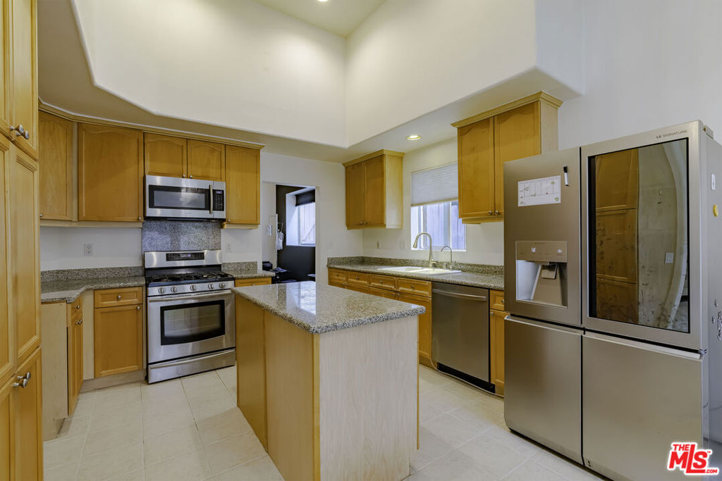 MLS #25534371 image #26