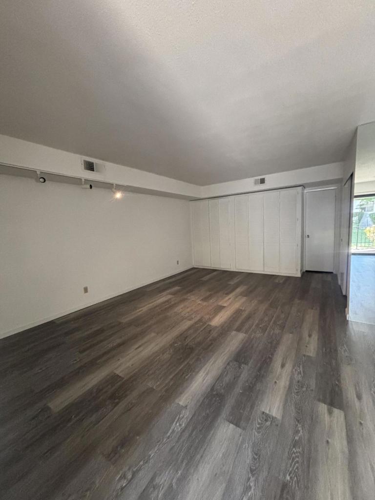 MLS #219135774DA image #4