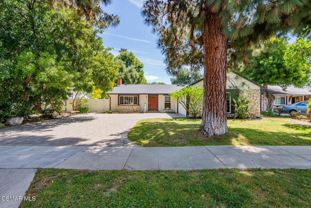 6714 Capistrano Ave Los-large-001-022-DS