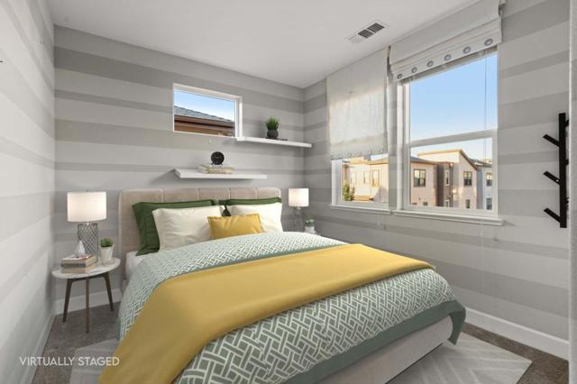2006 Jubilee Drive, Hayward CA: https://media.crmls.org/mediaz/1fcc8609-1d52-482e-8197-c21ebbb17e46.jpg