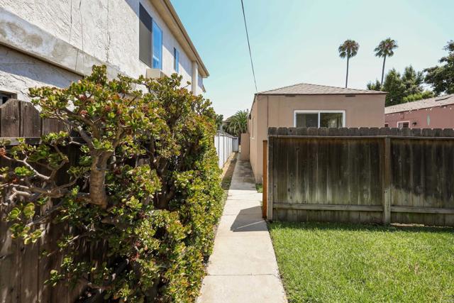 4662 4664 Bancroft, San Diego CA: https://media.crmls.org/mediaz/1fcca0f4-0725-4d58-ac67-9c99bbb01601.jpg