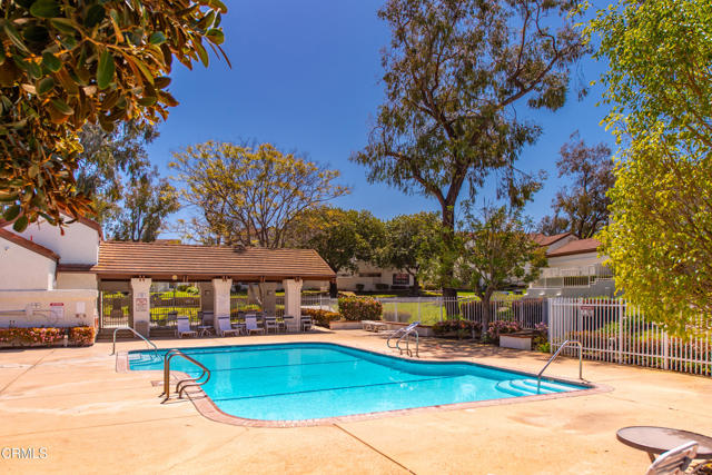 1404 Calle Lozano, Camarillo CA: https://media.crmls.org/mediaz/1fccb5db-bfa7-4303-94b7-57ee884db2f1.jpg