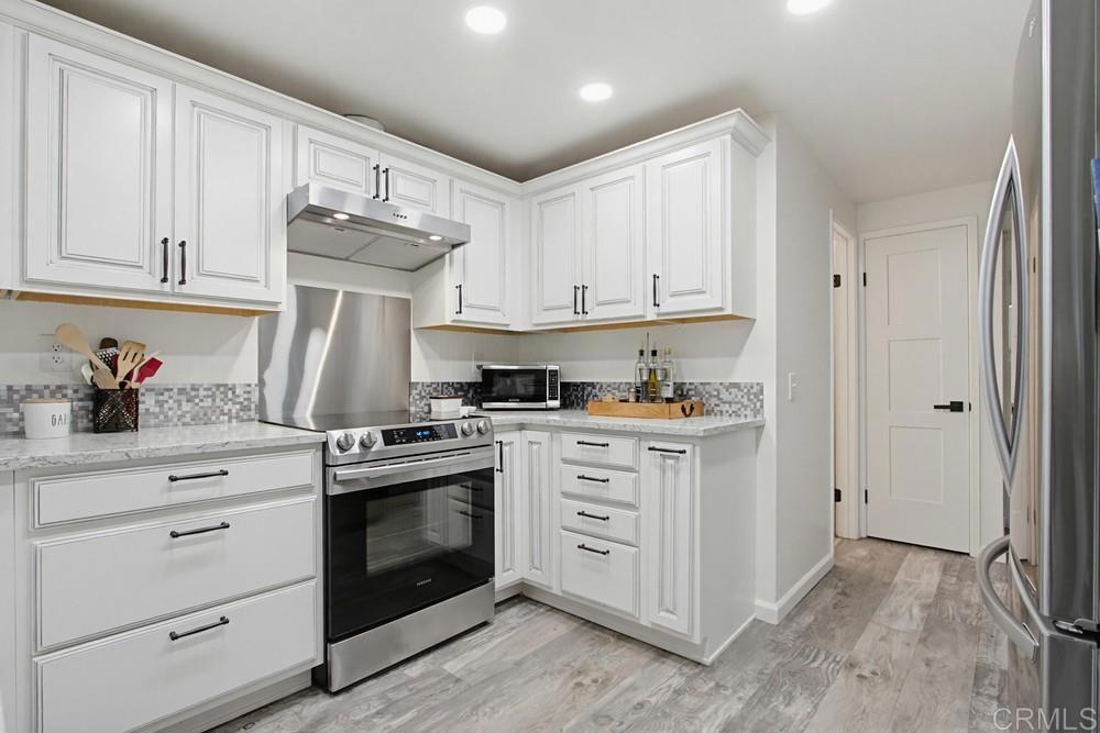 4608 Driftwood Circle - photo 8