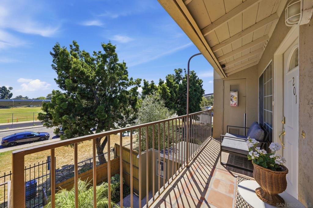 4775 Seminole Drive - photo 2