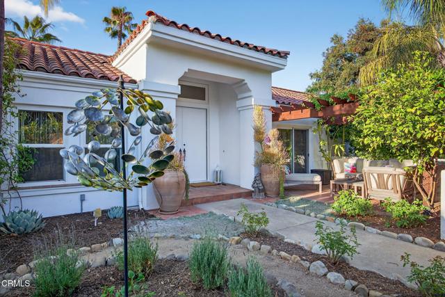 1454 S La Luna Avenue, Ojai CA: https://media.crmls.org/mediaz/1fce7d24-4d16-4e47-ab11-d2facada331a.jpg