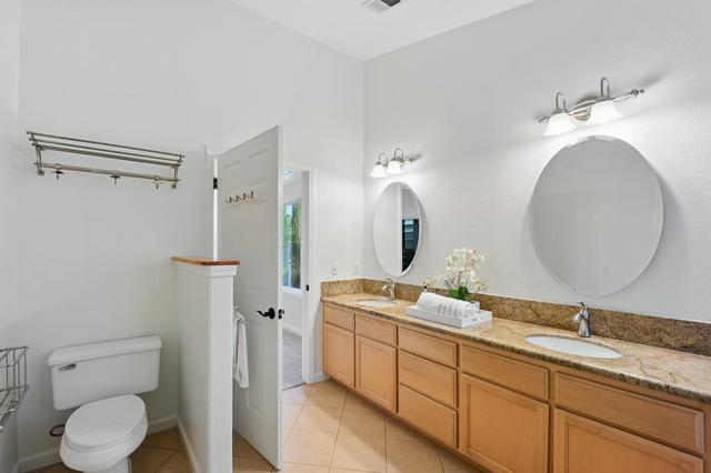 6751 Positano Lane, San Jose CA: https://media.crmls.org/mediaz/1fcf4805-d4b5-4e23-9382-2f77d128af41.jpg