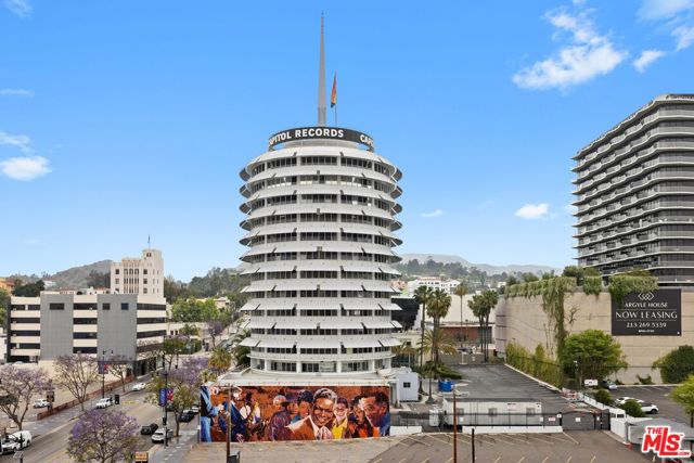 6253 Hollywood Boulevard, Los Angeles CA: https://media.crmls.org/mediaz/1fcfd141-a102-4c75-b60e-4d39221dbffa.jpg