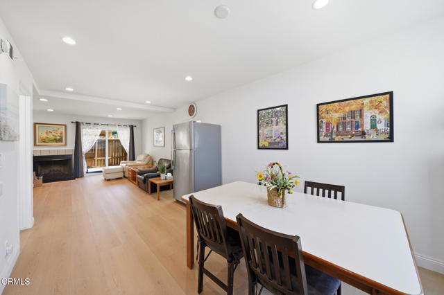 Detail Gallery Image 4 of 27 For 10260 Plainview Ave #12,  Los Angeles,  CA 91042 - 3 Beds | 2/1 Baths