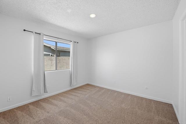 Detail Gallery Image 15 of 29 For 155 Fireside St, Oceanside,  CA 92058 - 3 Beds | 1 Baths