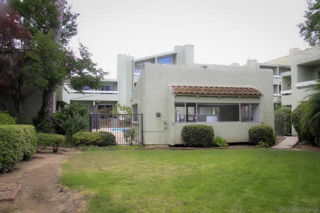 150 E Street, Chula Vista CA: https://media.crmls.org/mediaz/1fd08971-e136-4b31-91cb-5184b0bca310.jpg