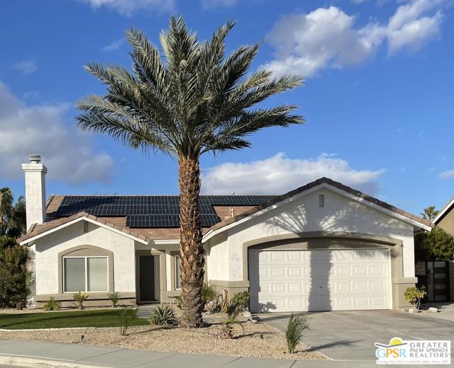 1596 Sabita Way, Palm Springs CA: https://media.crmls.org/mediaz/1fd15fa8-88a5-418c-88ad-a8528c09906e.jpg