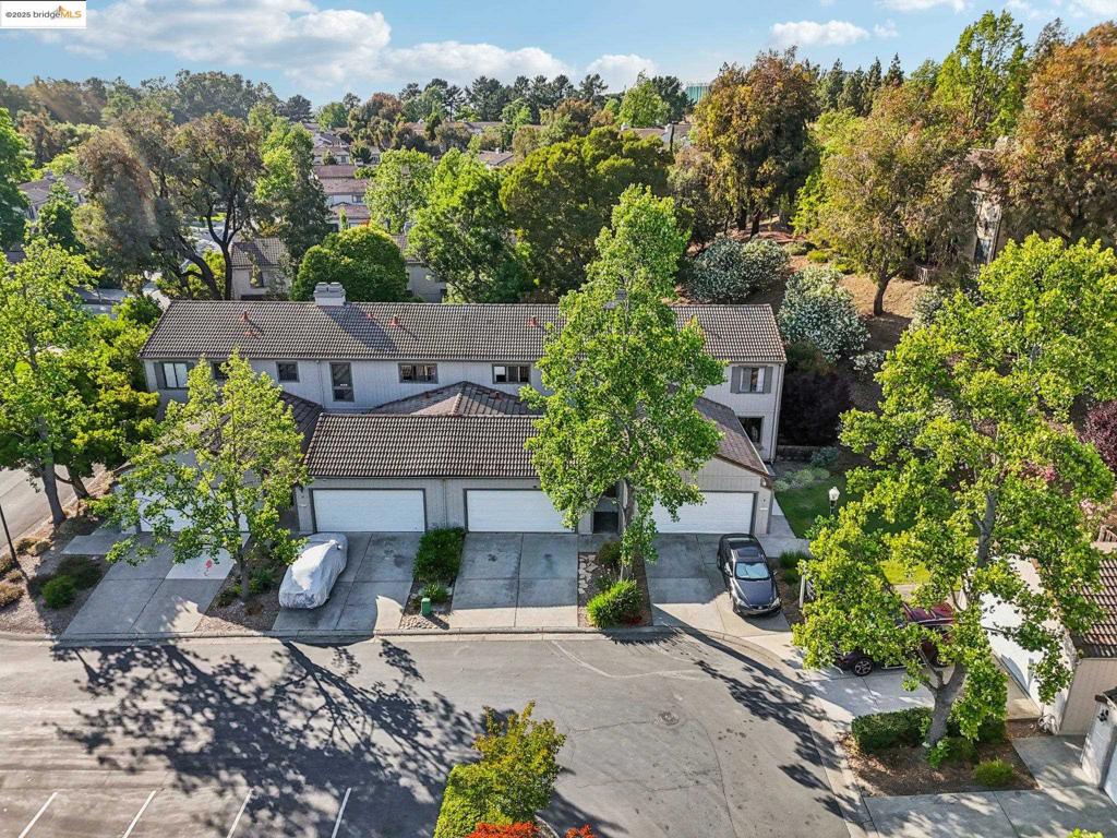 9 Moraine CT