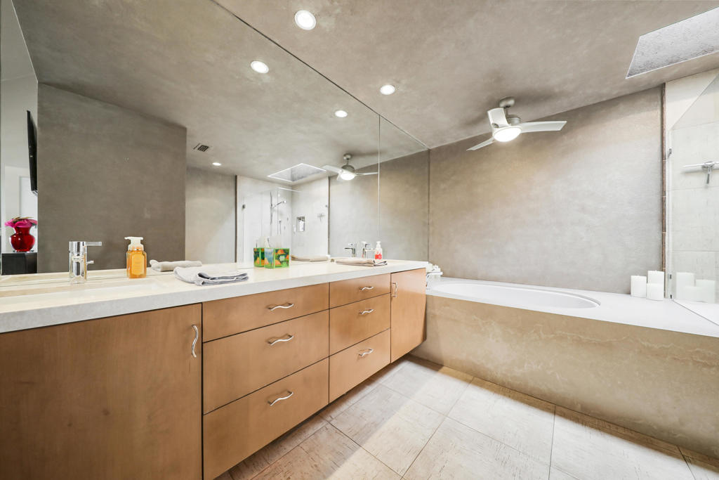 MLS #219135978DA image #13