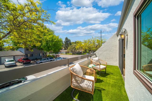 509 Sierra Vista Avenue, Mountain View CA: https://media.crmls.org/mediaz/1fd38427-304b-44b4-9a12-df142249713a.jpg