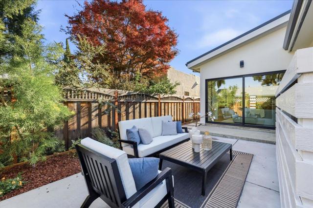 747 W Washington Avenue, Sunnyvale CA: https://media.crmls.org/mediaz/1fd492a1-a4e3-401a-b5fa-08ecc5c770aa.jpg