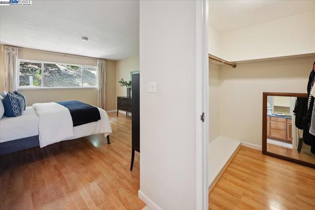 3457 Hackamore Dr, Hayward CA: https://media.crmls.org/mediaz/1fd512c6-fd40-4804-a6d4-9981eb28598d.jpg