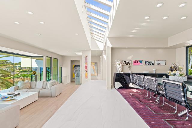 2506 Ruette Nicole, La Jolla CA: https://media.crmls.org/mediaz/1fd594b9-0757-46ff-90a2-7a87c4966967.jpg