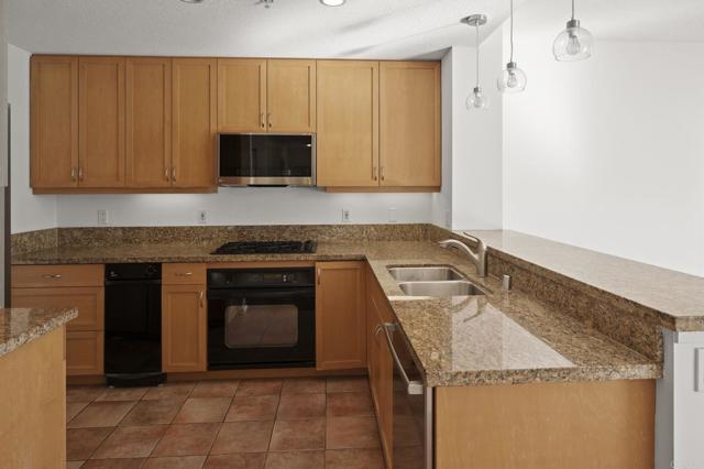 Detail Gallery Image 16 of 52 For 850 Beech St #1404,  San Diego,  CA 92101 - 2 Beds | 2 Baths