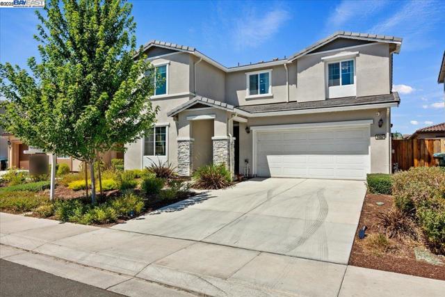 5352 Guenoc Valley Ln, Antioch CA: https://media.crmls.org/mediaz/1fd62bc3-1f63-4d53-a497-cfe9886cece5.jpg