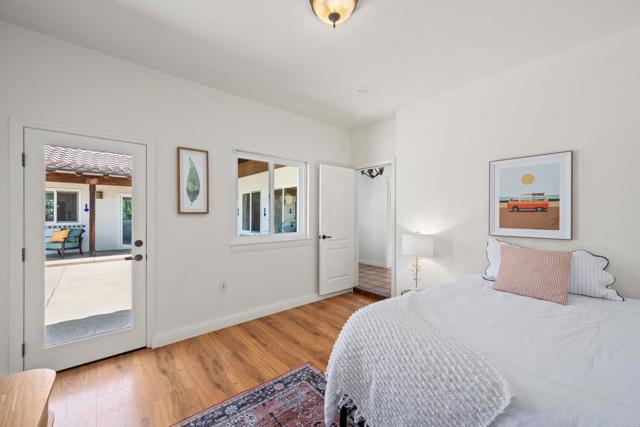 869 Eugenie Avenue, Encinitas CA: https://media.crmls.org/mediaz/1fd7935b-b4a8-4888-a8bd-04689d4e9735.jpg