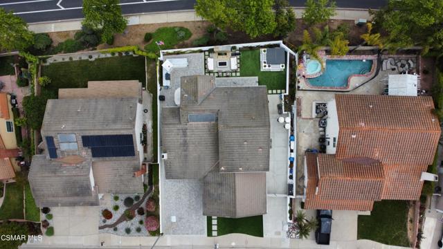 3225 Bear Creek Drive, Newbury Park CA: https://media.crmls.org/mediaz/1fd7c5dc-3ddc-4c33-9ddc-5e5a3e53ae16.jpg