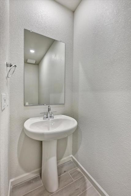 701 Pahl Court, Lincoln CA: https://media.crmls.org/mediaz/1fd81d12-8145-4208-8bc7-0402aa7e7ae5.jpg