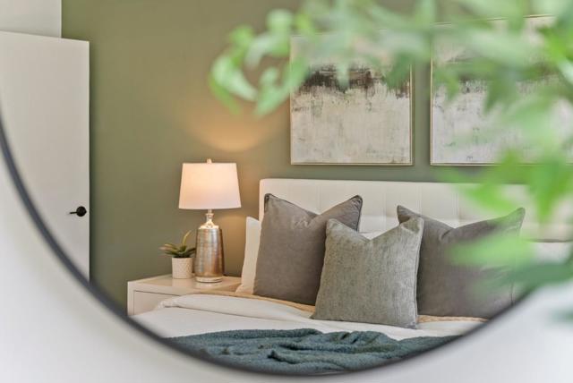 986 Loma Verde Avenue, Palo Alto CA: https://media.crmls.org/mediaz/1fd9b664-c93a-457d-9fdd-1f8b4f4cf40f.jpg