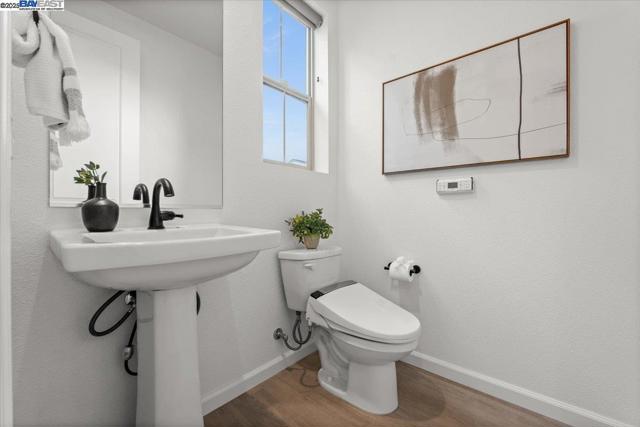 6017 Basaltina Pl, Dublin CA: https://media.crmls.org/mediaz/1fd9eac2-6de8-43f1-a007-f83631ee0c8a.jpg