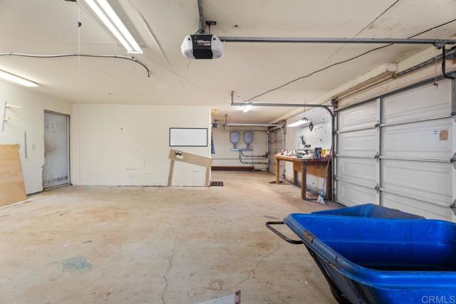 25082 Four Corners Road, Ramona CA: https://media.crmls.org/mediaz/1fdb0b47-418a-48a0-8fb5-88faa2fe3302.jpg