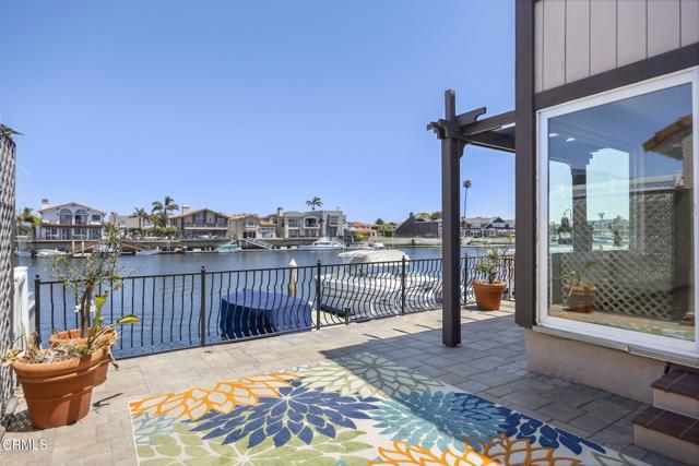 Detail Gallery Image 3 of 59 For 2120 Jamestown Way, Oxnard,  CA 93035 - 3 Beds | 2/1 Baths