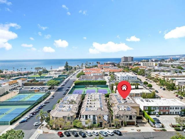 726 Silver Street, La Jolla CA: https://media.crmls.org/mediaz/1fdc9644-83a9-4795-97dd-c10f0c22940f.jpg
