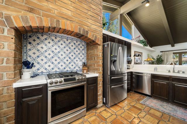 49470 Avila Drive, La Quinta CA: https://media.crmls.org/mediaz/1fdd0be7-b7f7-4935-bfb0-0c33e4fda077.jpg