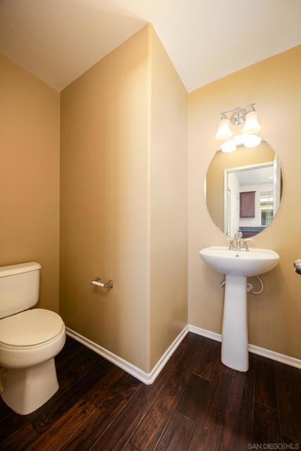 1110 Calabria St, Santee CA: https://media.crmls.org/mediaz/1fdd3da2-672a-40b2-8add-3d201c80f25c.jpg